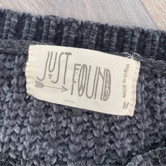 Just Found Ruffle Detail Chenille Sweater Gray Medium Crew Neck Waffle Knit - Picture 10 of 12